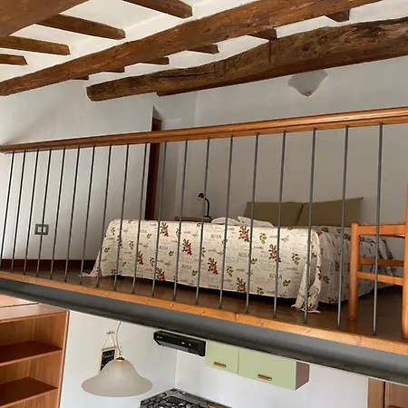 L' Angolo Di Apartamento *